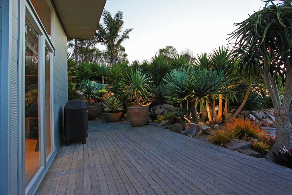 Nikau Apartments Waiheke Island Onetangi Экстерьер фото